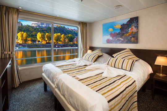 Upper Deck Twin Cat B