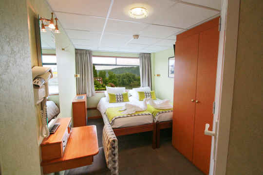 Upper Deck Twin Cat A