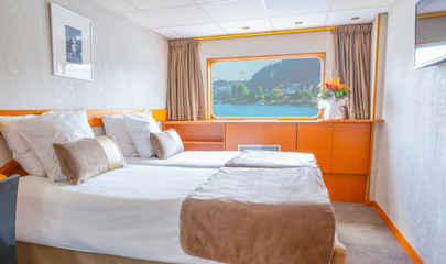Main Deck Twin Cat B