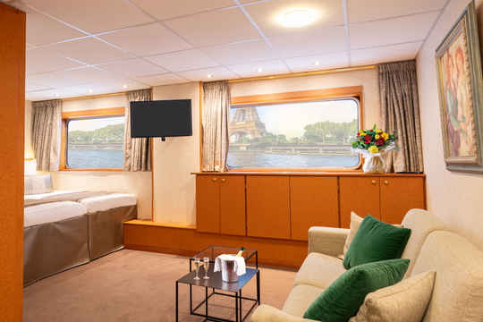 Main Deck Suite Cat B