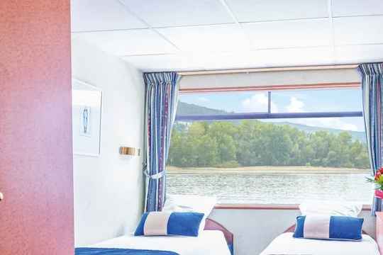 Upper Deck Twin Cat B