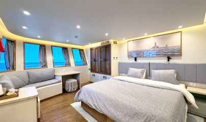 Twin Bed Convertible Suite - Upper Deck