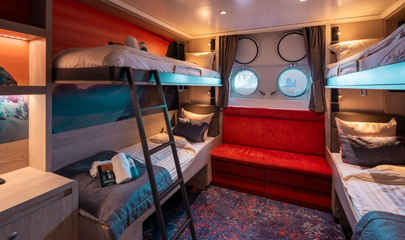 Quadruple Porthole