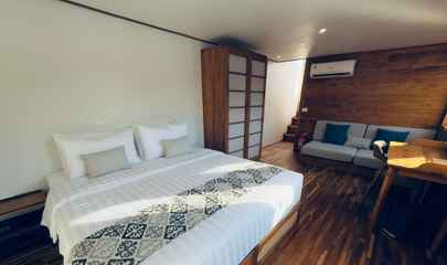 Grand Deluxe Cabin
