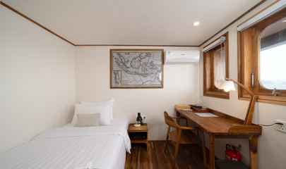 Upper Deck Single Cabin