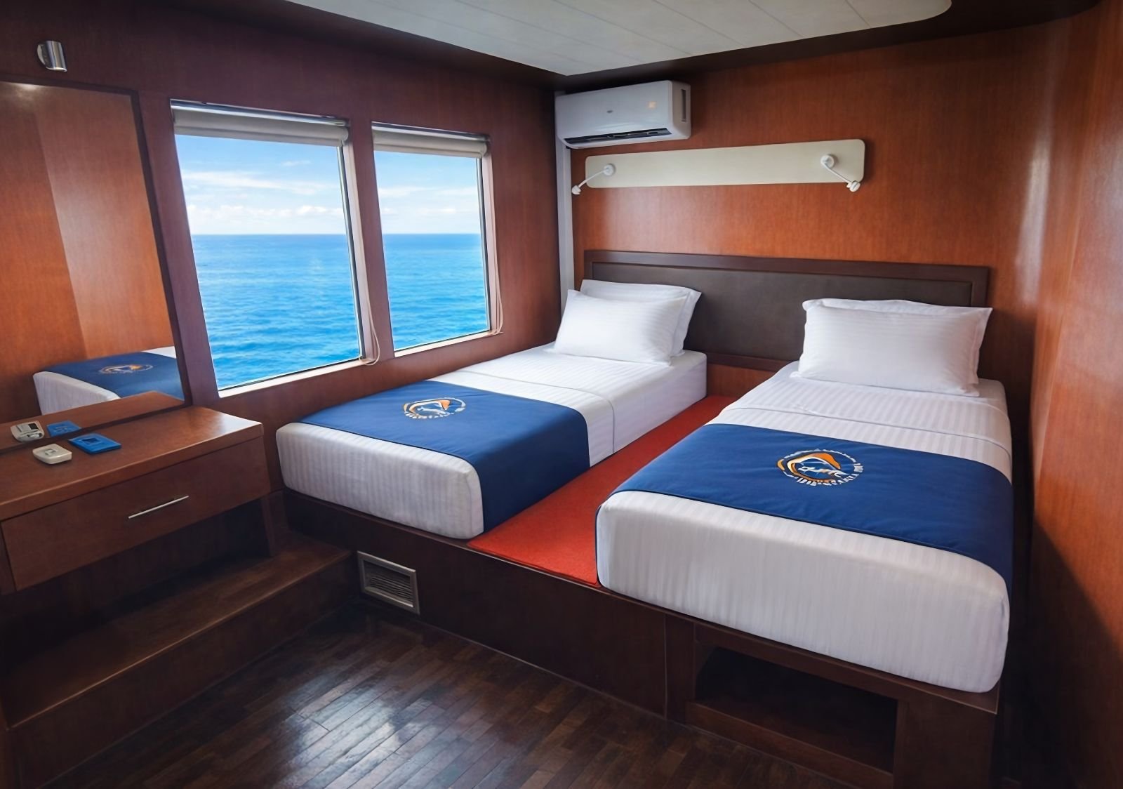 Deluxe Cabin, photo 1