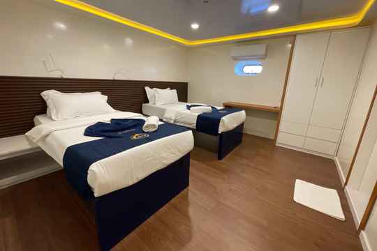 Standard Single Cabin