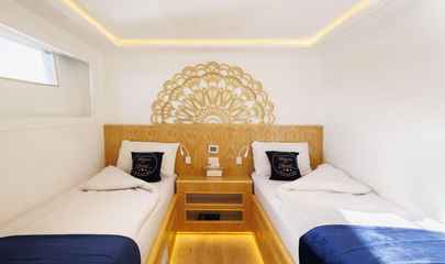 Lower Deck Twin