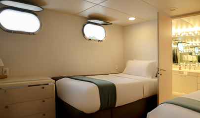 Twin (Cabins 4 & 5)