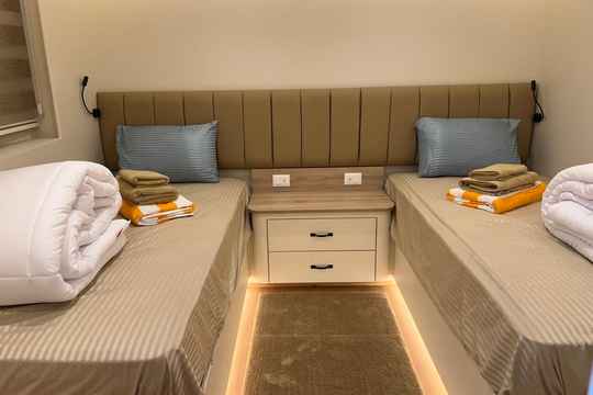 Lower Deck Twin