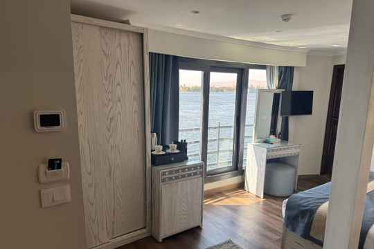 Junior Suite (Main Deck)
