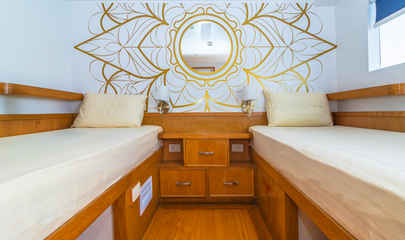 Upper Deck Twin Cabin
