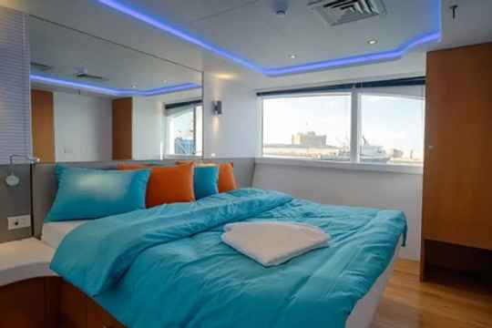 Upper Deck Double/Triple Cabin