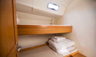 Ensuite Twin Cabin
