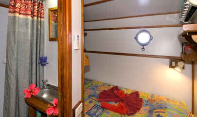 Small Single Cabin 2