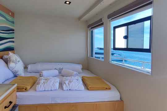 Upper Deck Double Cabin