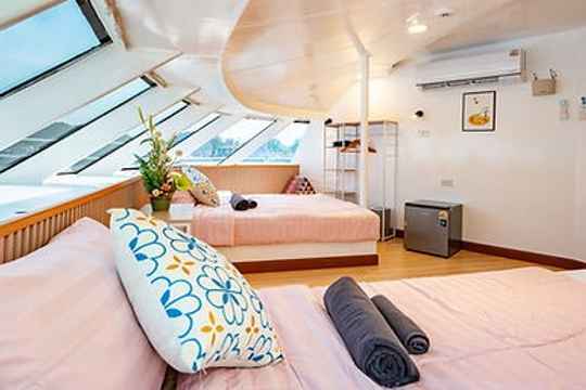 Front Suite Cabin