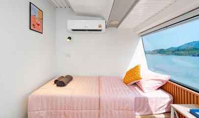 Deluxe Cabin