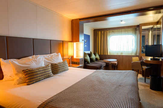 Superior Single Cabin