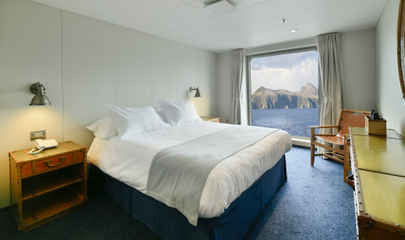 AA Double/Twin Cabins