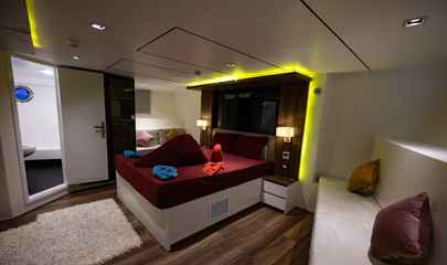 Suite Cabins