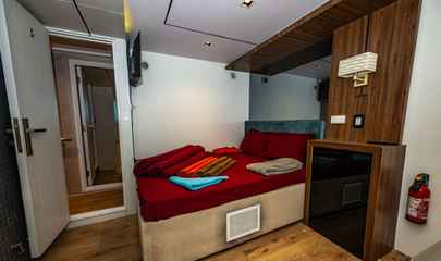 Double Cabins