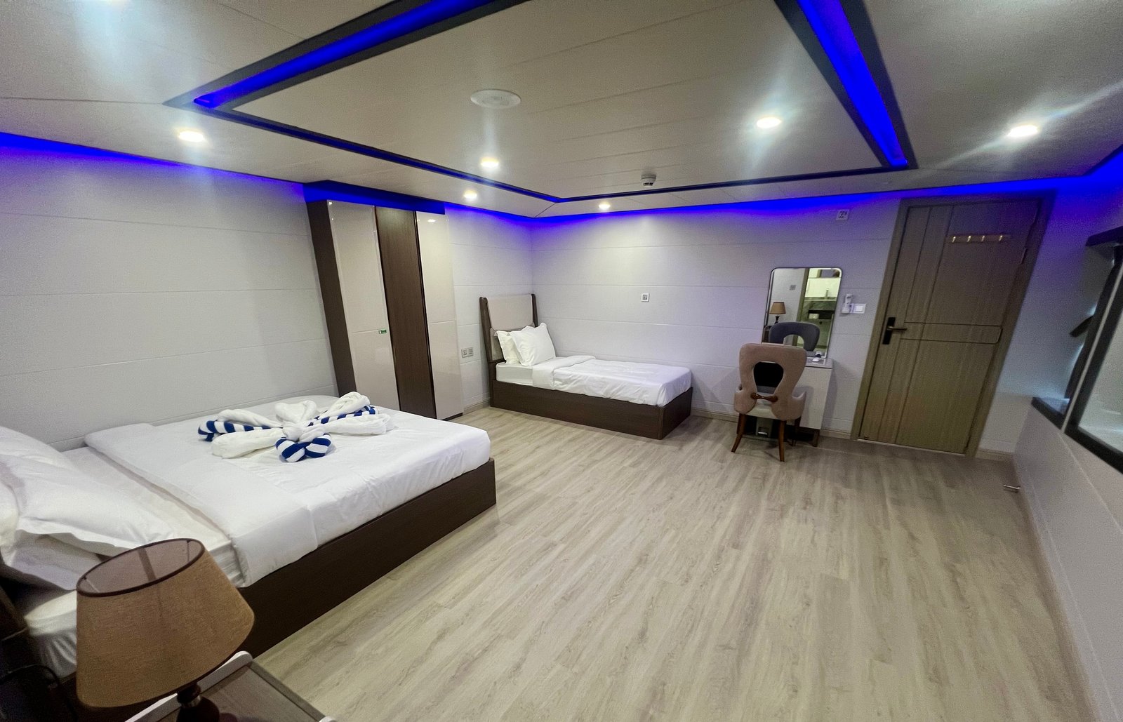 Main Deck Suites, photo 1