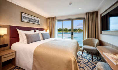 Diamond Deck Double Cabin