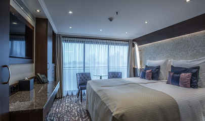 Ruby Deck Double Cabin