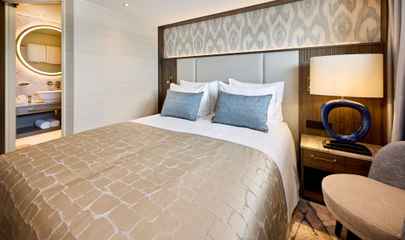 Diamond Deck Double Cabin