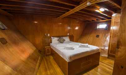 Double Cabin