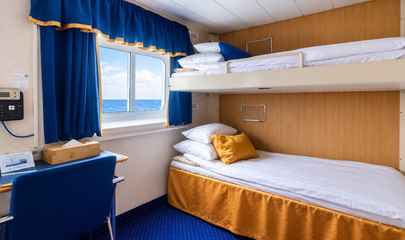 Classic Twin Cabin