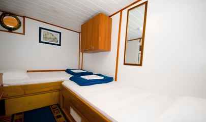 Below Deck - Twin