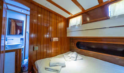Double Cabin 