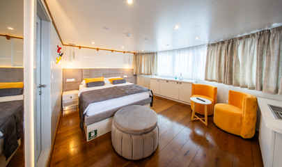VIP Cabin