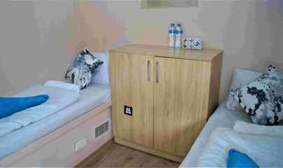 Twin Cabin Upper Deck