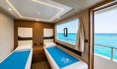 Twin Bed - Upper Sea View
