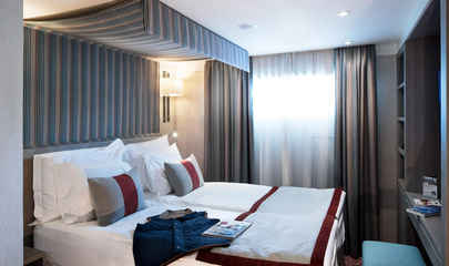 Cabin S
