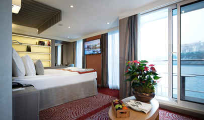 Cabin F - Balcony Suite