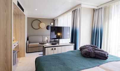 Cabin F - Balcony Suite (Deck 4)