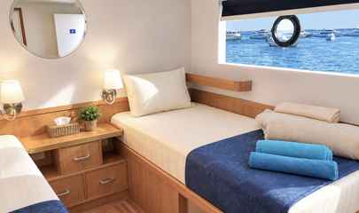 Upper Deck Twin/Double Cabin