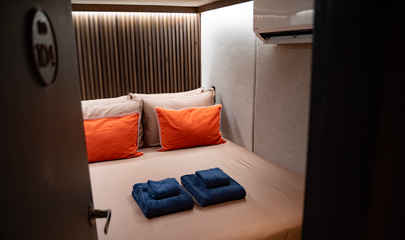 Voyager Queen Cabin