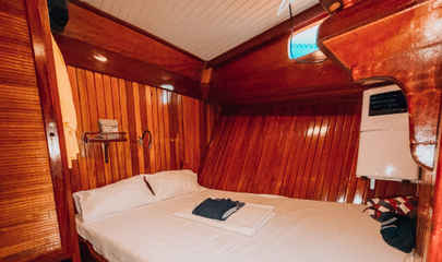 Double Cabin