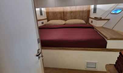 Deluxe Double Cabin