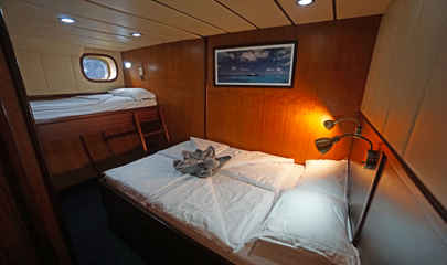 Triple Cabin