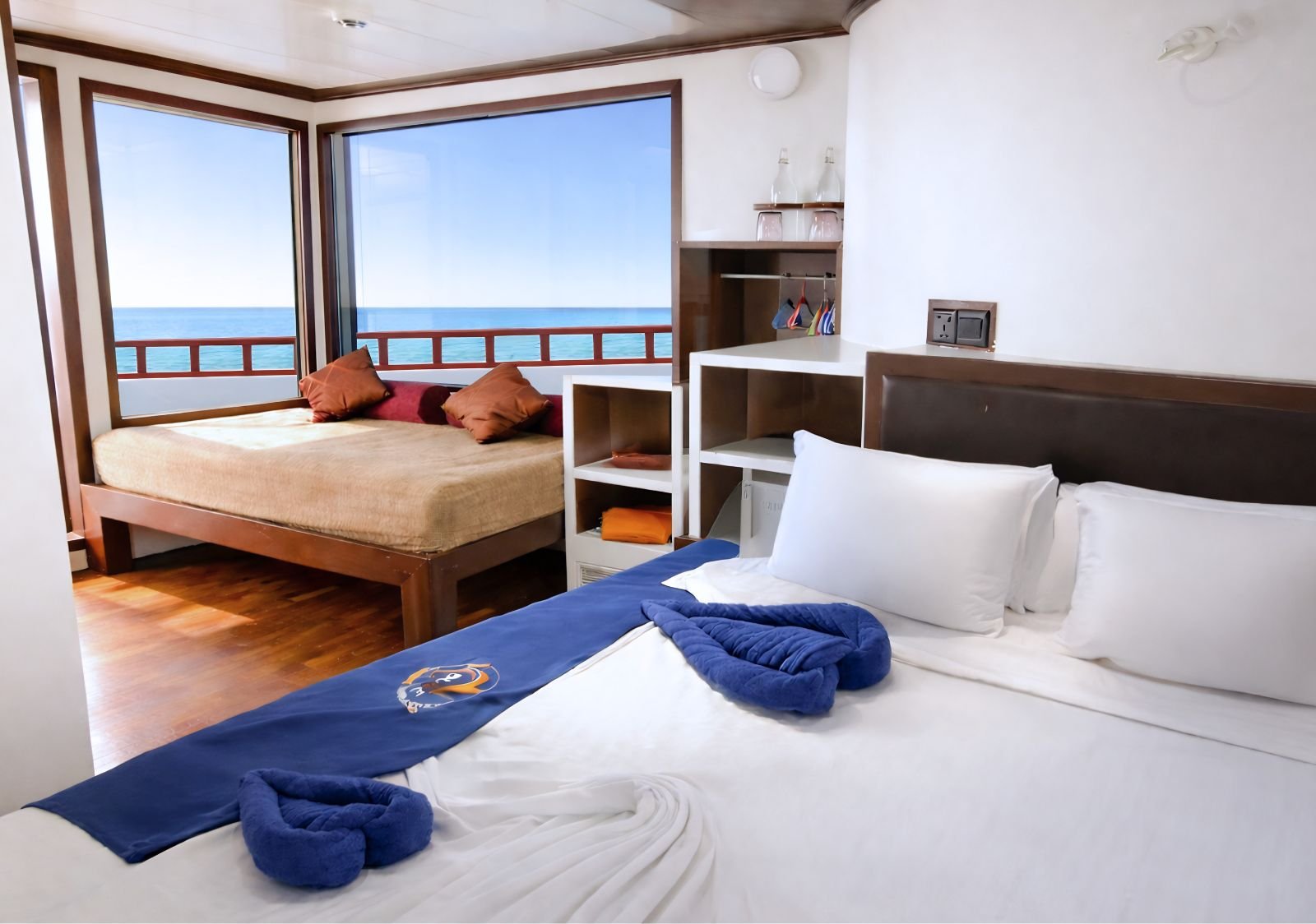 Superior Cabin, photo 1