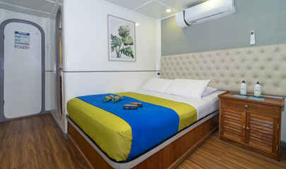 Single Cabins