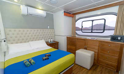 Single Cabins