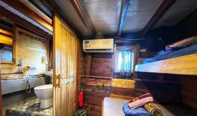 Twin Cabins