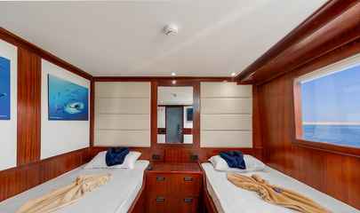 Master Staterooms - Twin